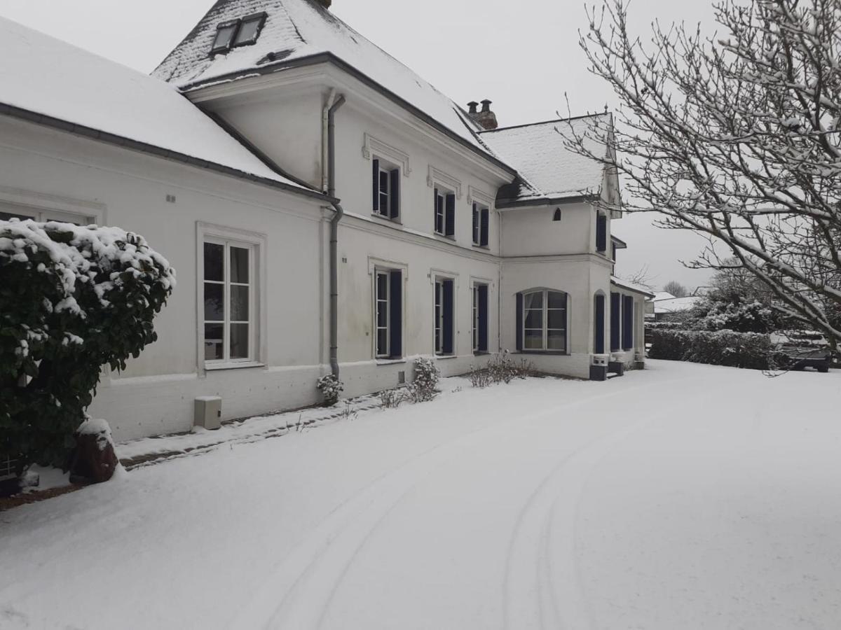 Manoir De L'As De Trefle Bed and Breakfast Isneauville Exteriör bild